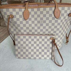 Authentic Louis Vuitton MM Neverfull Azur Ballerine with pouch -Excellent!